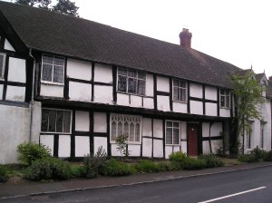 weobley herefordshire, black and white villages of the uk, historical villages of the uk, king charles I