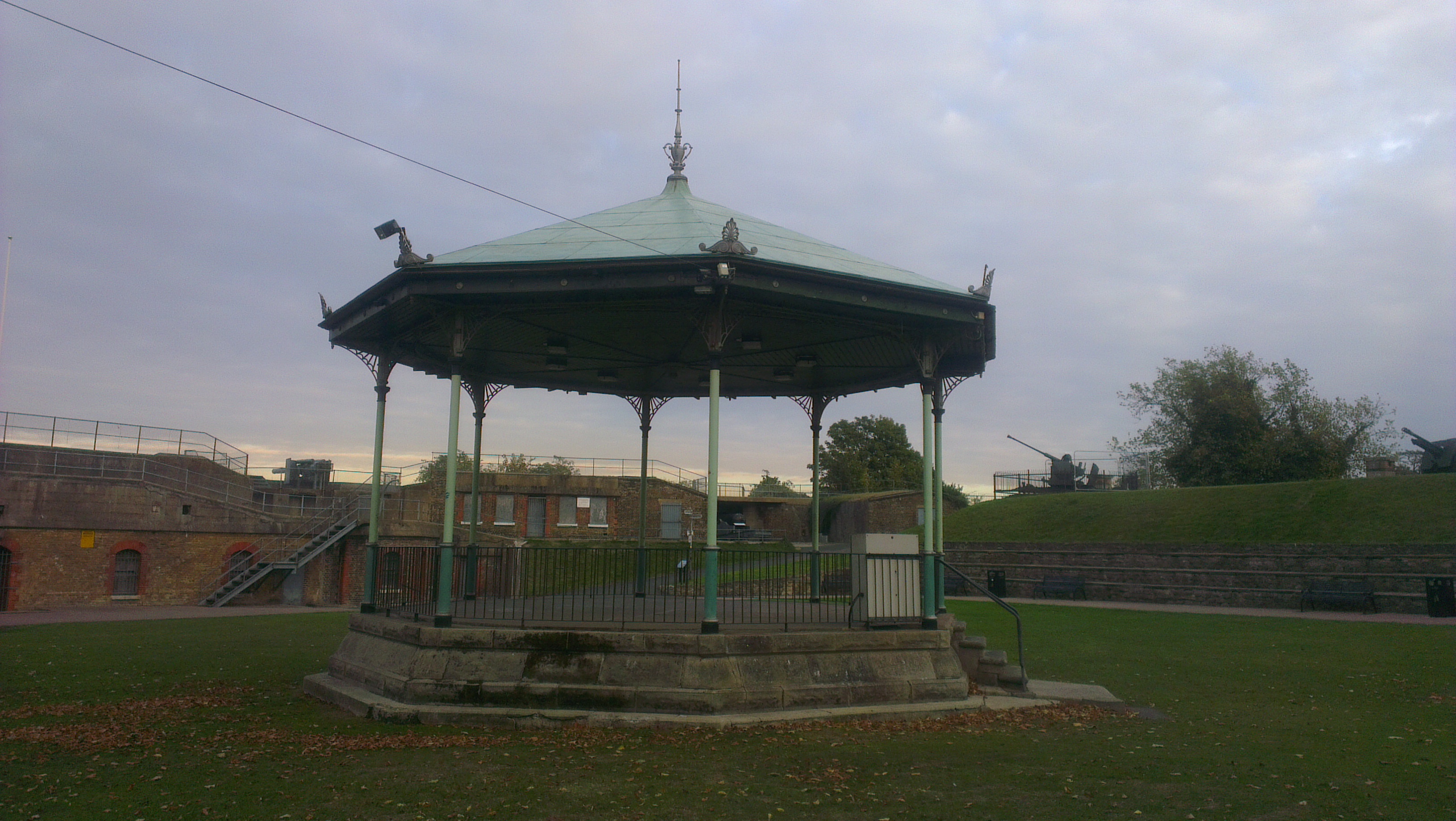 where the graves end, gravesend