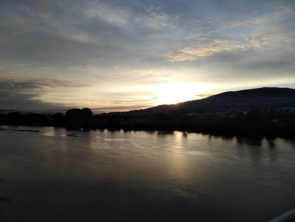 tui international bridge, medieval city valenca, portugal, tui spain, camino de santiago, portuguese coastal route, portuguese central route to santiago, walking the camino, porto to santiago, walk 1000 miles, over the hill and still travelling, baby boomers, silver surfers, the boomer generation, things to do in your 60s, bucket list for the older generation,