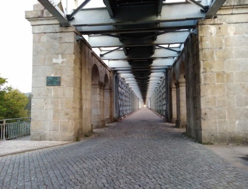 Tui International Bridge, medieval city valenca spain, camino de santiago, portuguese coastal route, portuguese central route to santiago, walking the camino, porto to santiago, walk 1000 miles, over the hill and still travelling, baby boomers, silver surfers, the boomer generation, things to do in your 60s, bucket list for the older generation,