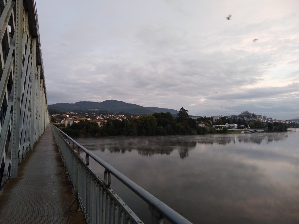 Tui International Bridge, medieval city valenca, portugal, spain, camino de santiago, portuguese coastal route, portuguese central route to santiago, walking the camino, porto to santiago, walk 1000 miles, over the hill and still travelling, baby boomers, silver surfers, the boomer generation, things to do in your 60s, bucket list for the older generation,