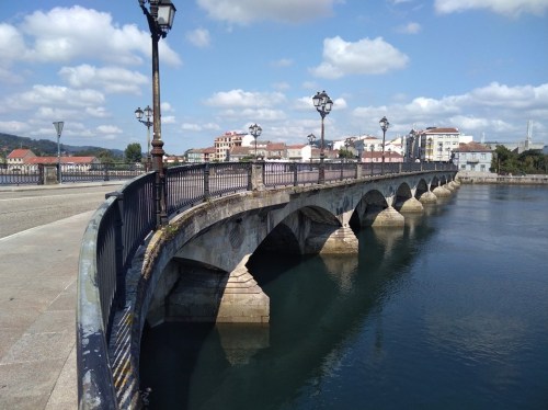 camino de santiago, porto to santiago, portuguese coastal route, portuguese central way, tui to santiago, pilgrimage to santiago, solo women on the camino, camino for women over 60, baby boomers travel, walk 1000 miles