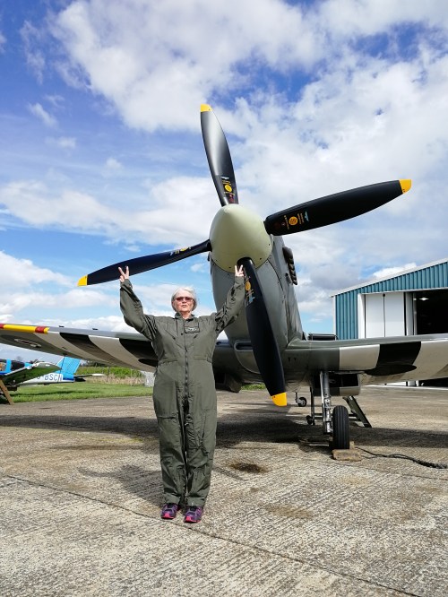 flight in a spitfire, biggin hill heritage hangar, ww2 spitfire, flying in a spitfire