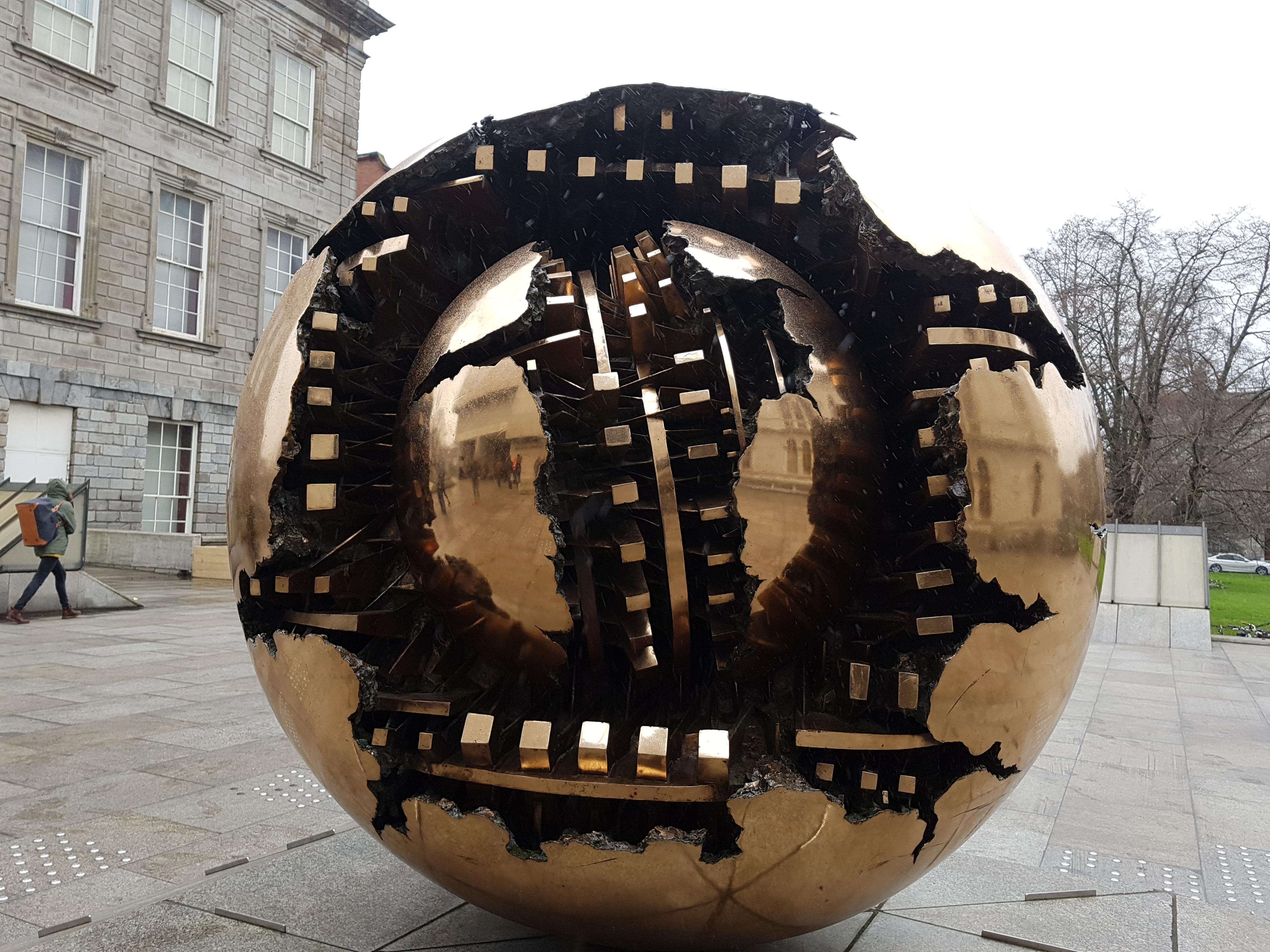 visit ireland, trinity college dublin
