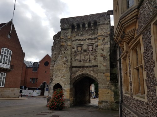 the pilgrims way, winchester to canterbury, walking the pilgrims way, long distance walks, solo walking for women, explore england