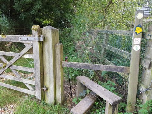 take your pick......The Pilgrim's Way, The Watercress Way, Allan King Way, St Swithun's way, The Itchen Way, walling the pilgrims way, winchester to canterbury, long distance walks uk, solo walking for women, quintessential england