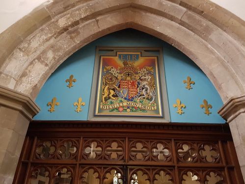 st johns church new alresford, walking the pilgrims way, winchester to canterbury along the pilgrims way, long distance walks uk, solo walking for women, explore england, walking the pilgrims way to canterbury