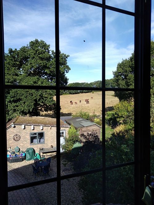 walking the pilgrims way, farnham to guildford, long distance walks in the uk, solo walking for women, farnham castle, the north downs way, churches of england, domesday book town of the england