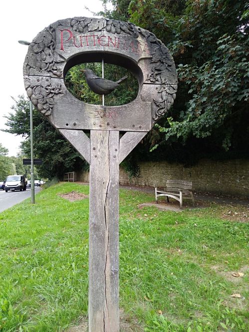 walking the pilgrims way, farnham to guildford, long distance walks in the uk, solo walking for women, farnham castle, the north downs way, churches of england, domesday book town of the england