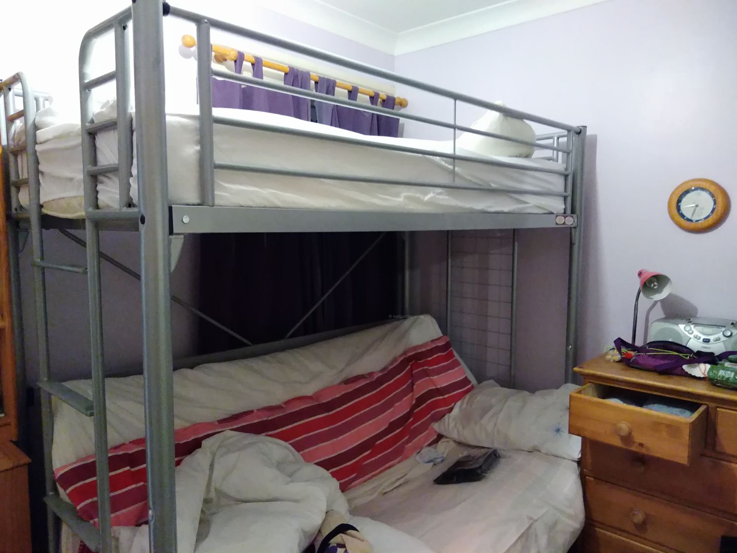 walking the pilgrims way, farnham to guildford, long distance walks in the uk, solo walking for women, farnham castle, the north downs way, churches of england, domesday book town of the england