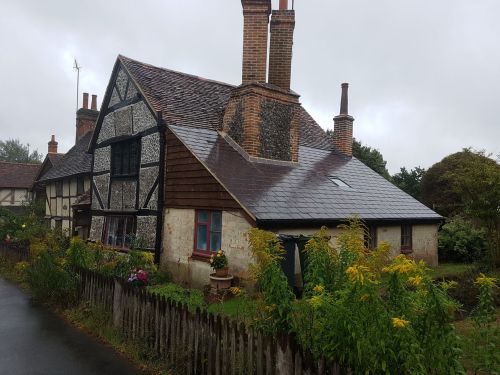 waking the pilgrims way, the pilgrims way winchester to canterbury, domesday book village shere, villages of england, long distance walks england, solo walking for women