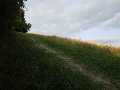 backpacking, long distance walks, walking the pilgrims way, the pilgrims way winchester to canterbury, women walking solo