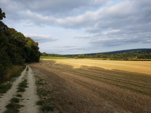 backpacking, long distance walks, walking the pilgrims way, the pilgrims way winchester to canterbury, women walking solo