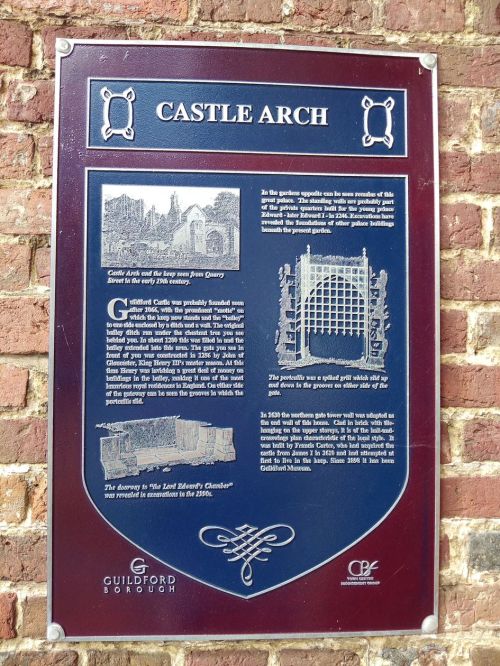 castle arch, guildford castle, explore guildford, saxon guildford, exploring guildford, walking the pilgrims way, long distance walks england, women walking solo