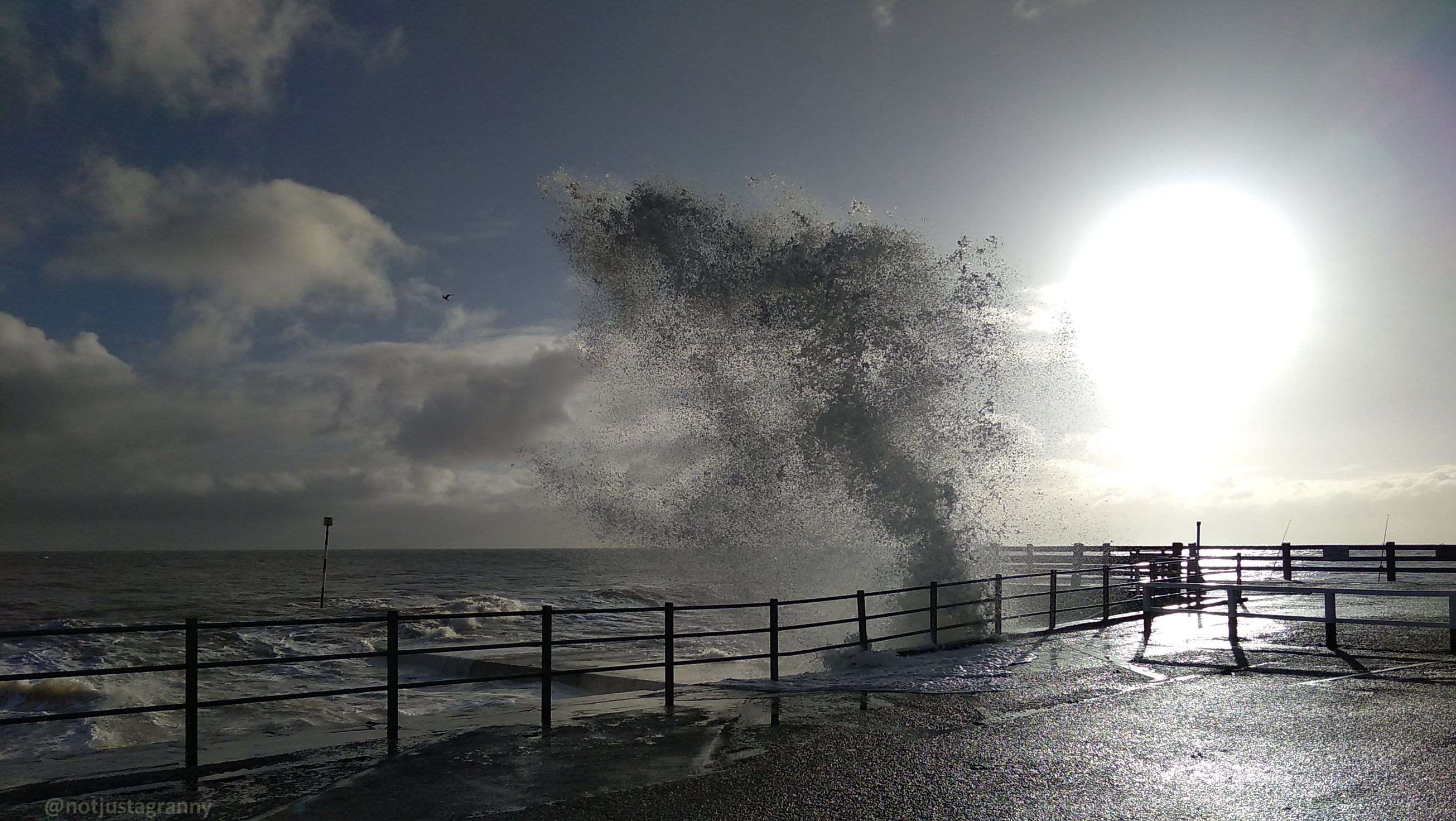 walk 1000 miles, english coast, isle of thanet, walks in england, winter waves at high tide, broadstairs harbour