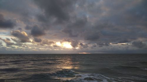 walk 1000 miles, walks along the english coast, walks in england, english channel , sunrise