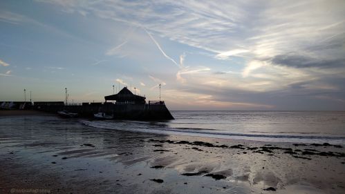 sunrise on the isle of thanet, flood warnings for kent, amy johnson story herne bay