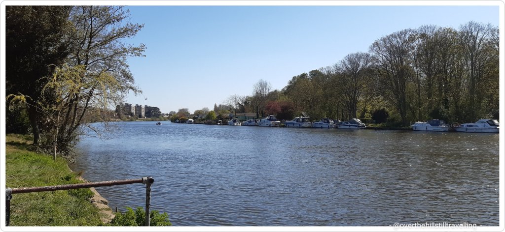 walking the thames path