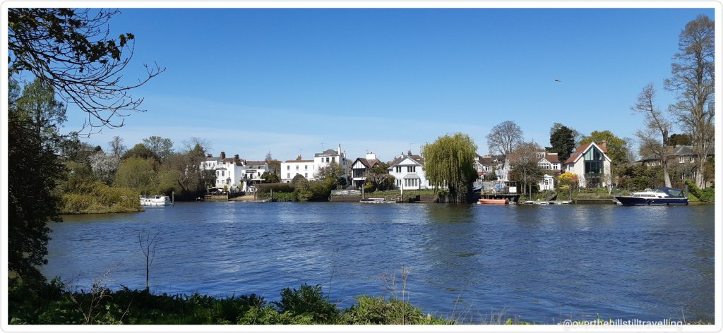 walking the thames path