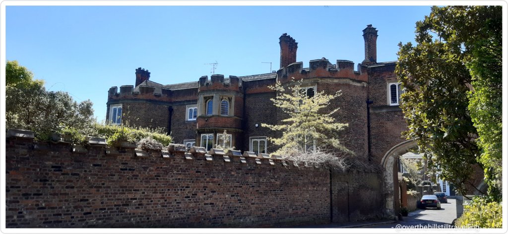 walking the thames path
