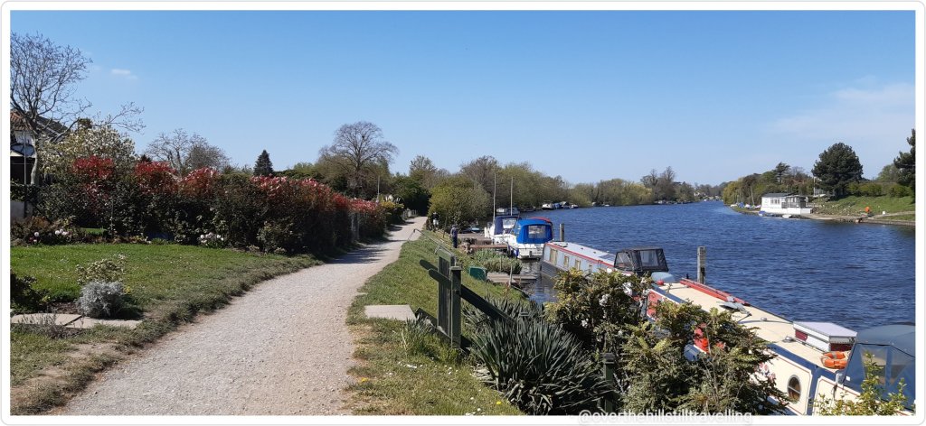 Walking the Thames Path